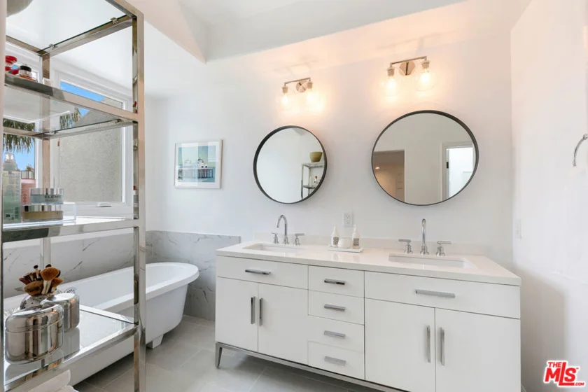 6435 Zumirez Drive #9 photo 31