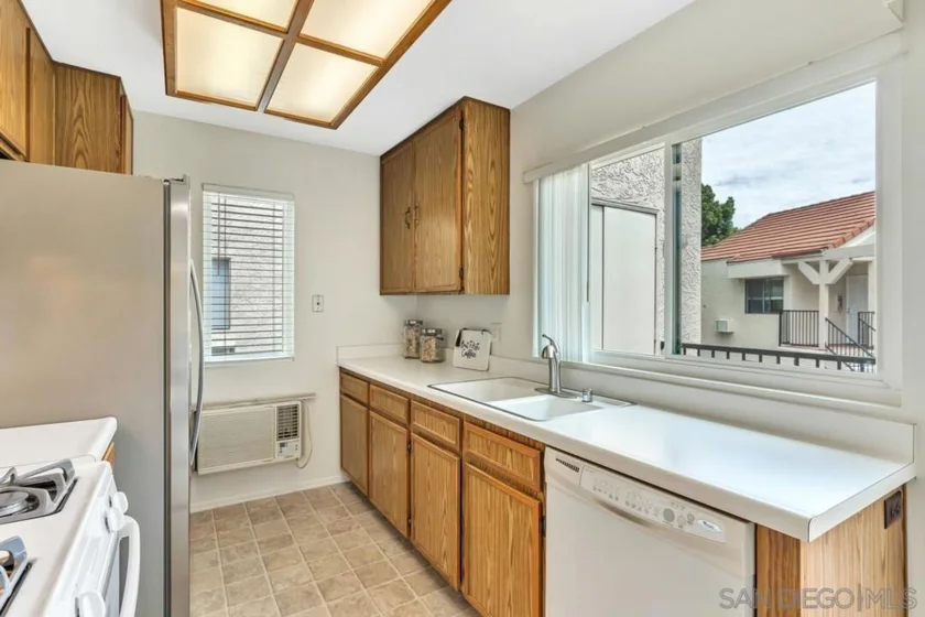 10805 Camino Ruiz #36 photo 7