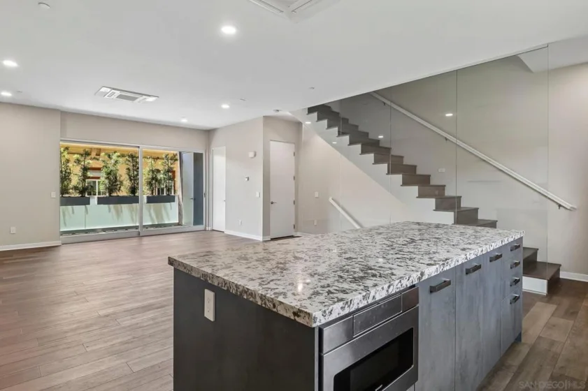 3533 3rd Avenue photo 6