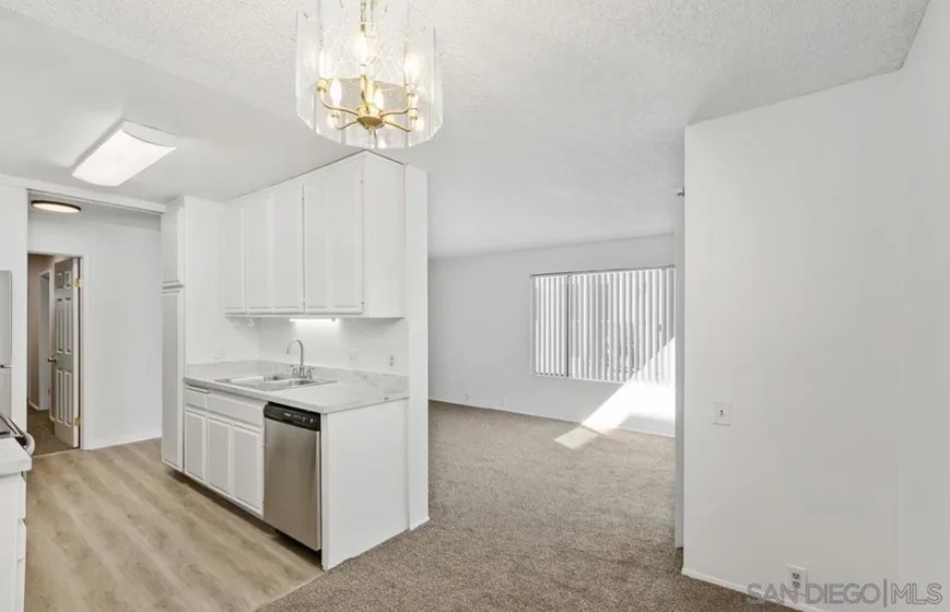 1235 Parker #3K photo 2