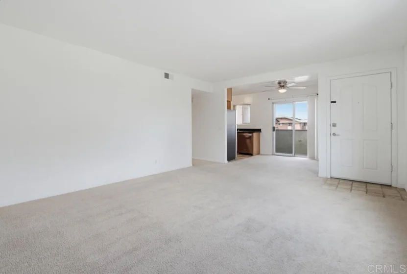 509 Calle Montecito #42 photo 5