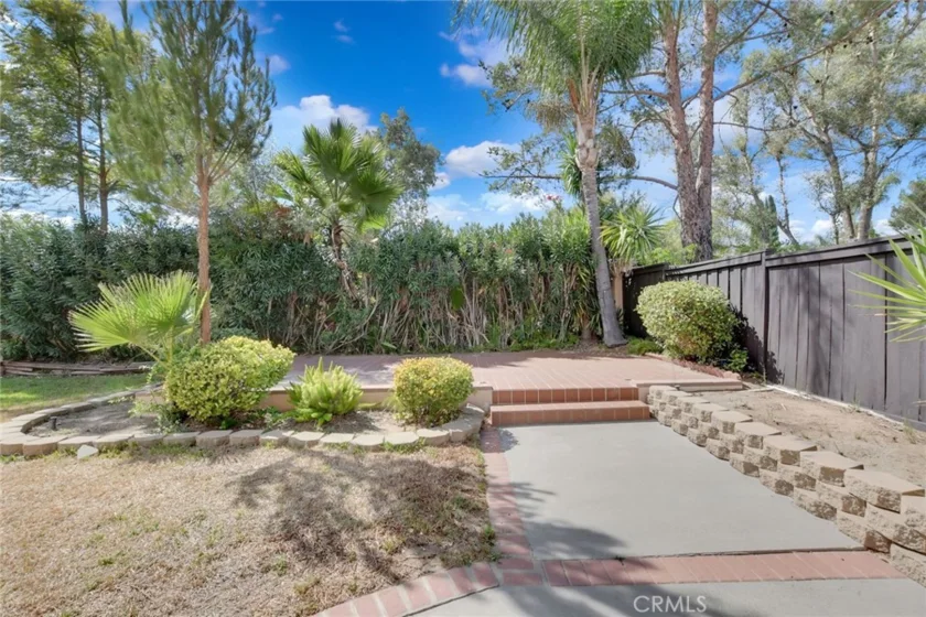 43009 Calle Jeminez photo 37