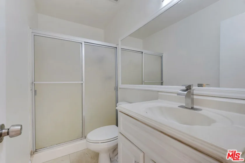 18316 Hatteras Street #21 photo 13
