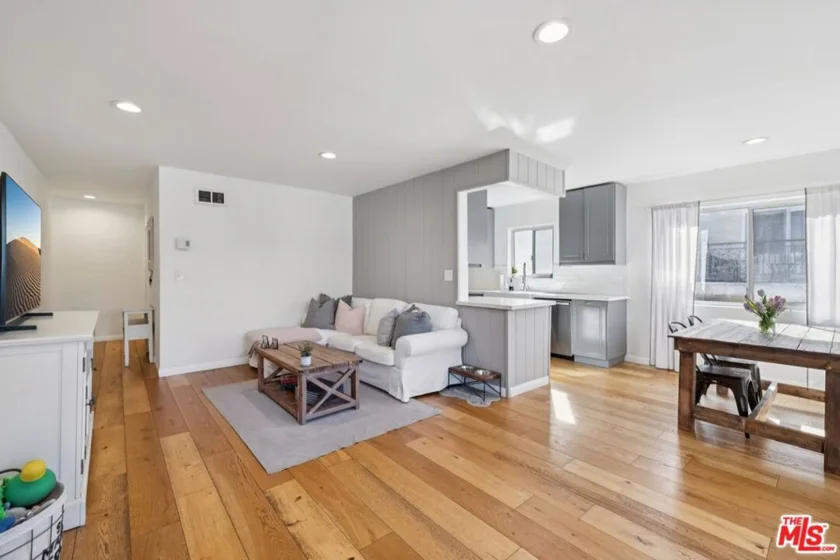1831 Prosser Avenue #304 photo 9