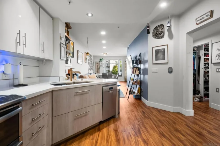 2400 5th Avenue #329 photo 32