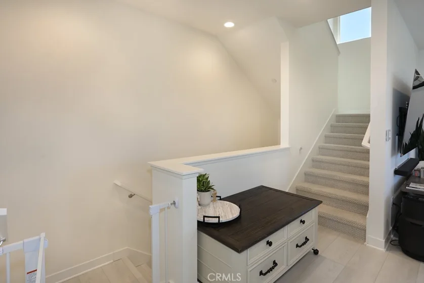 854 S Harbor Boulevard photo 30