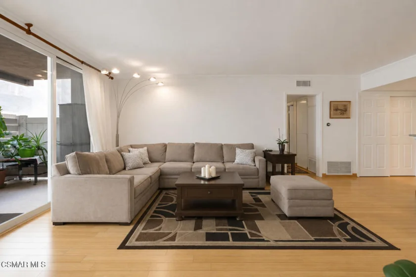 4915 Tyrone Avenue #125 photo 6