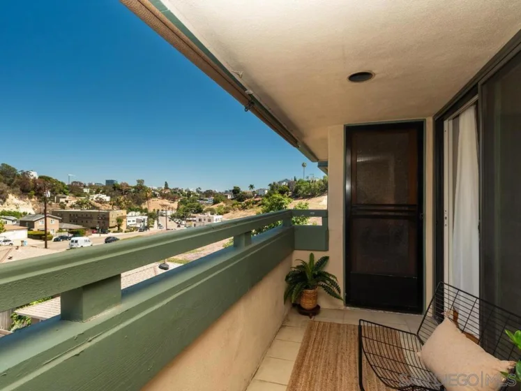 917 Torrance #19 photo 6