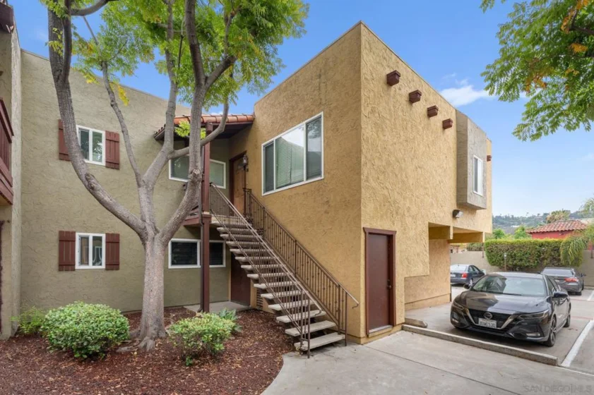 1000 Estes Street #31 photo 2