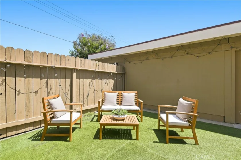 6094 Orange Avenue photo 33