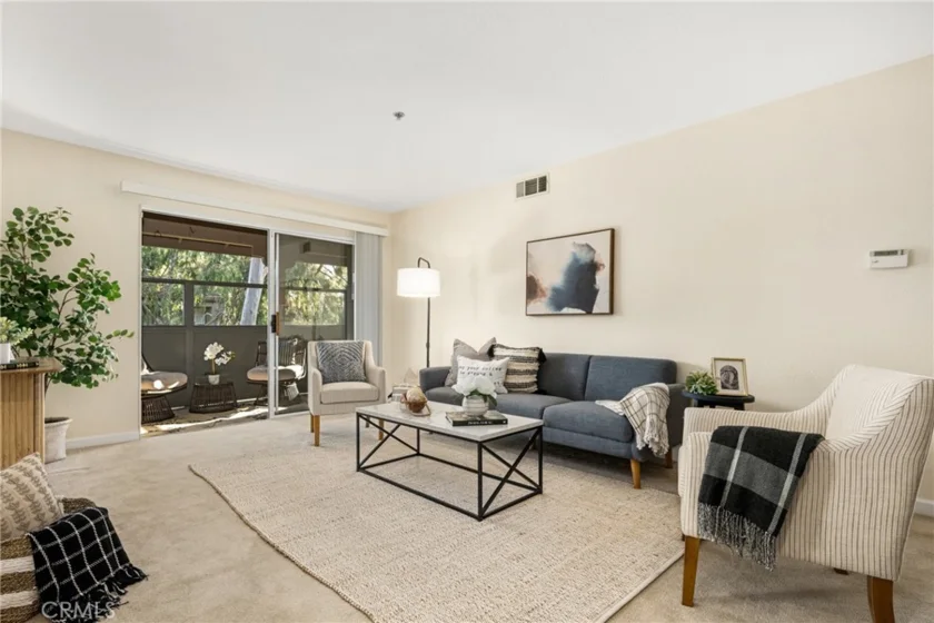 2800 Keller #90 photo 1