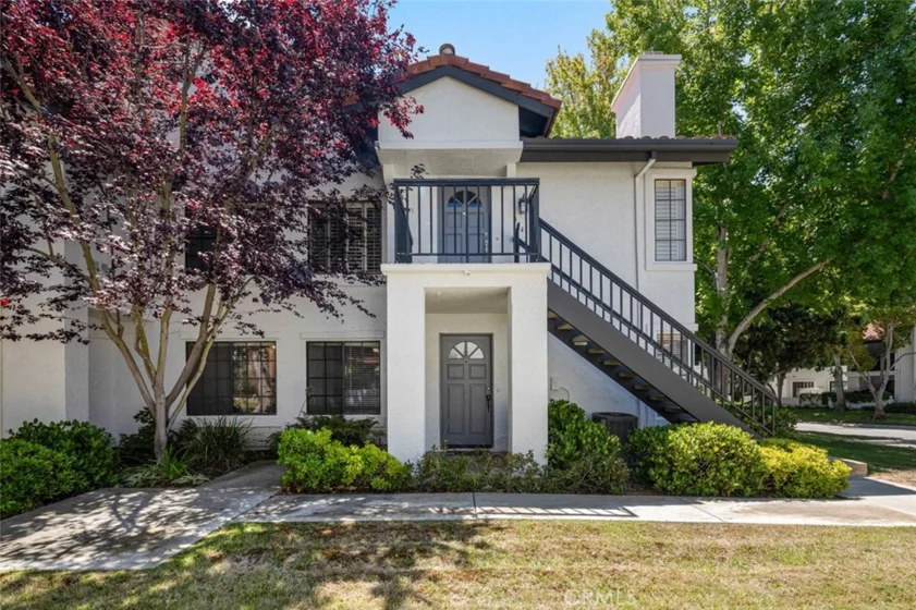 3539 Voyager Circle photo 1