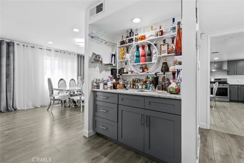 8801 Cedros Avenue #7 photo 10
