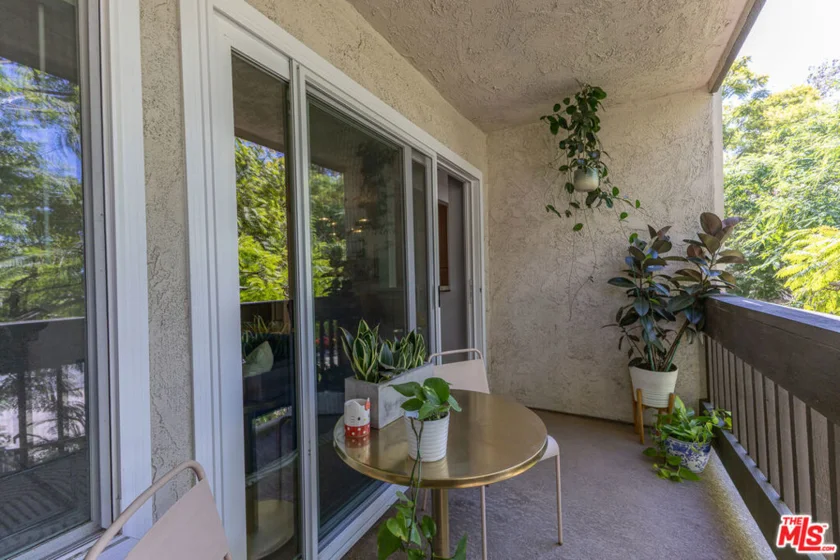 1208 Summertime Lane photo 20