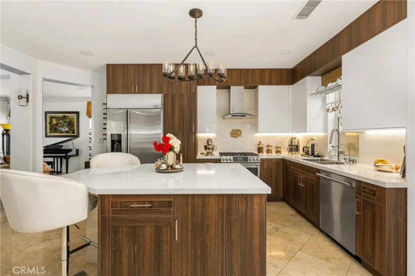235 Tall Oak photo 16