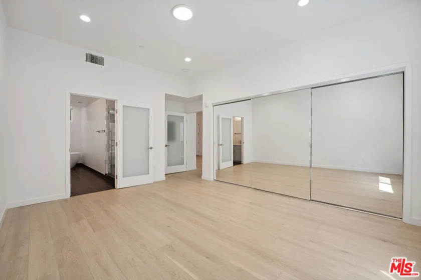 1746 Garfield Place #102 photo 5