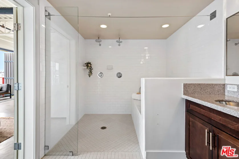 4141 Glencoe Avenue #511 photo 21