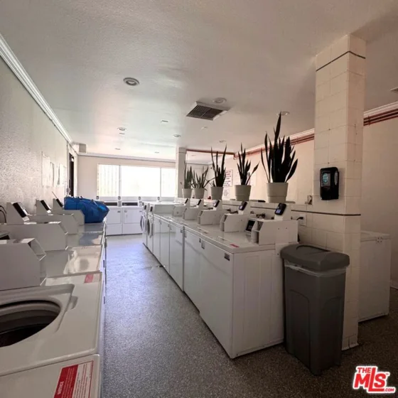 18645 Hatteras Street #263 photo 51