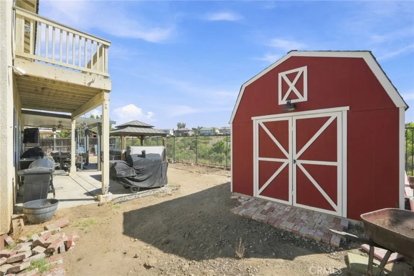 23682 Saratoga Springs photo 46