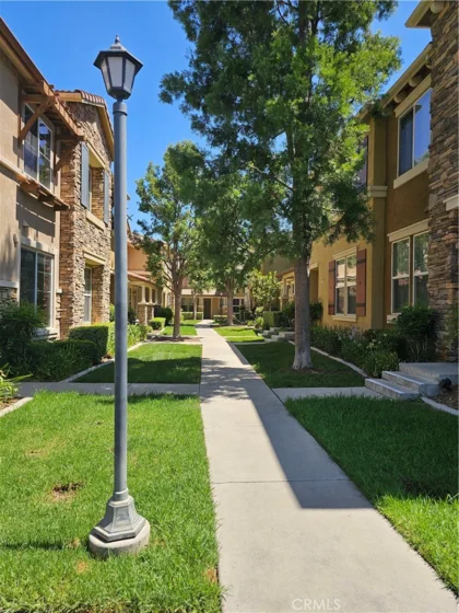 30505 Canyon Hills #2103 photo 2