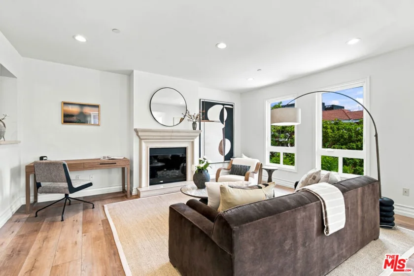 325 Arnaz Drive #301 photo 3