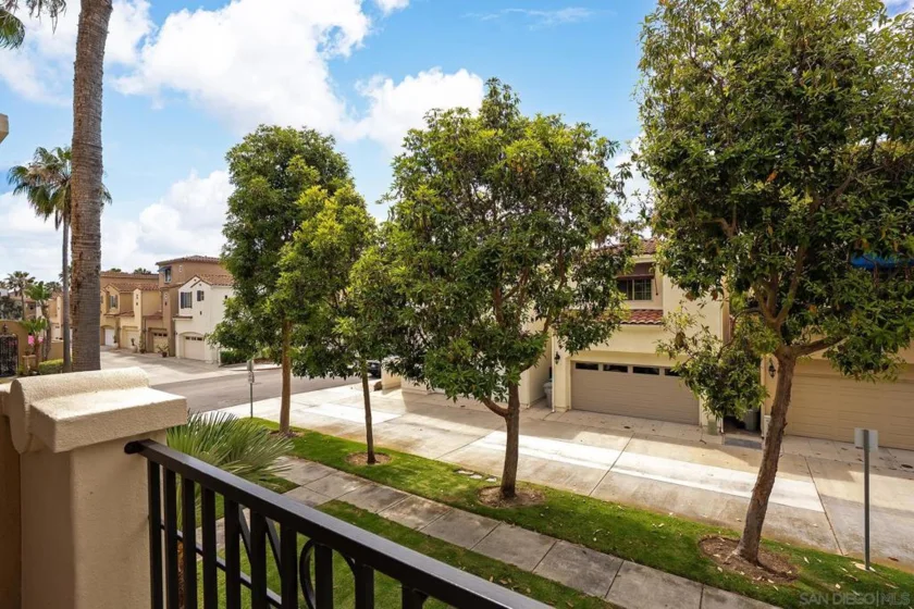 2740 E Evans #11 photo 31