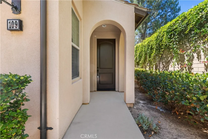 109 Tallowood photo 3