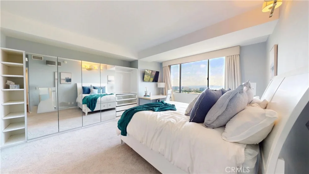 818 N Doheny Drive #908 photo 25