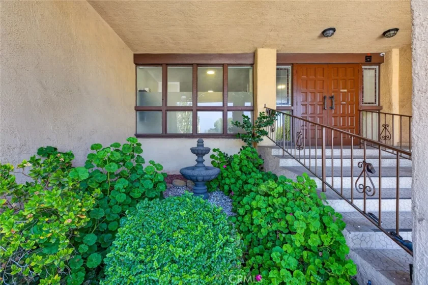 5412 Lindley Avenue #322 photo 43