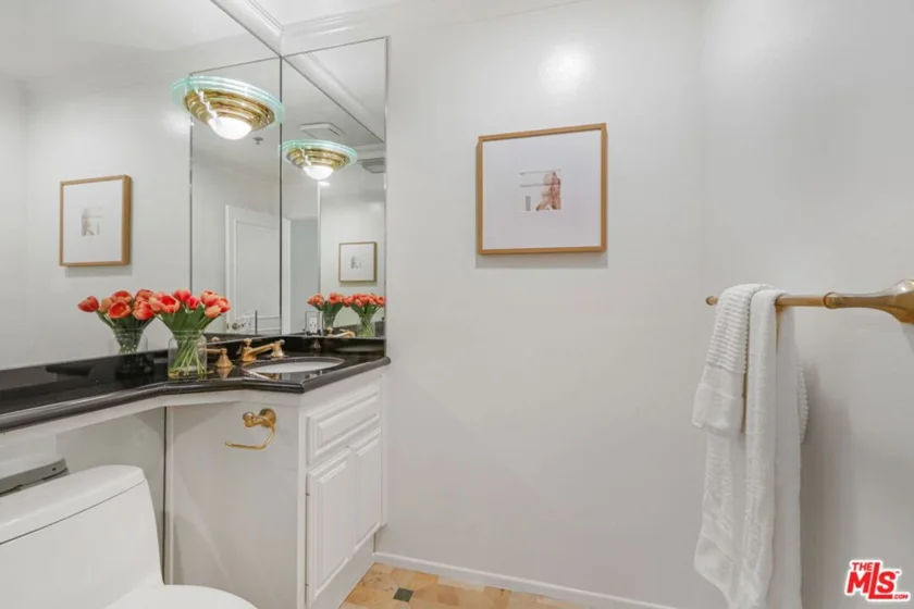 211 California Avenue #501 photo 27