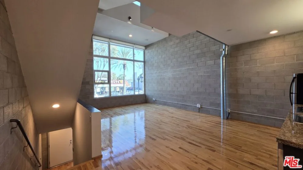 717 N Highland Avenue #9 photo 34