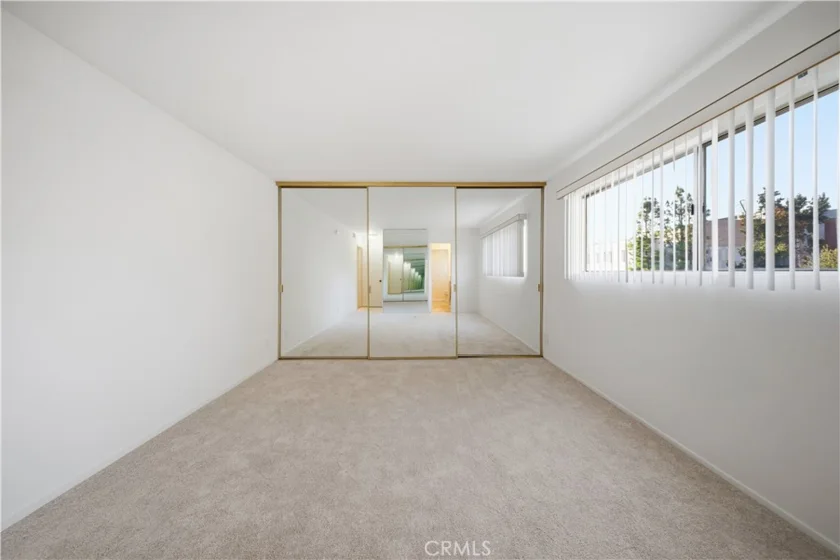 5400 Lindley Avenue #101 photo 19