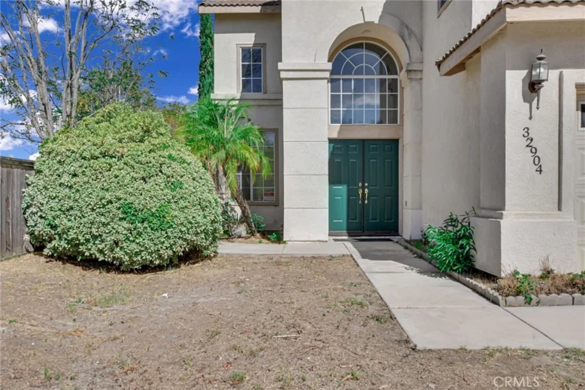 32904 Cinon Drive photo 5
