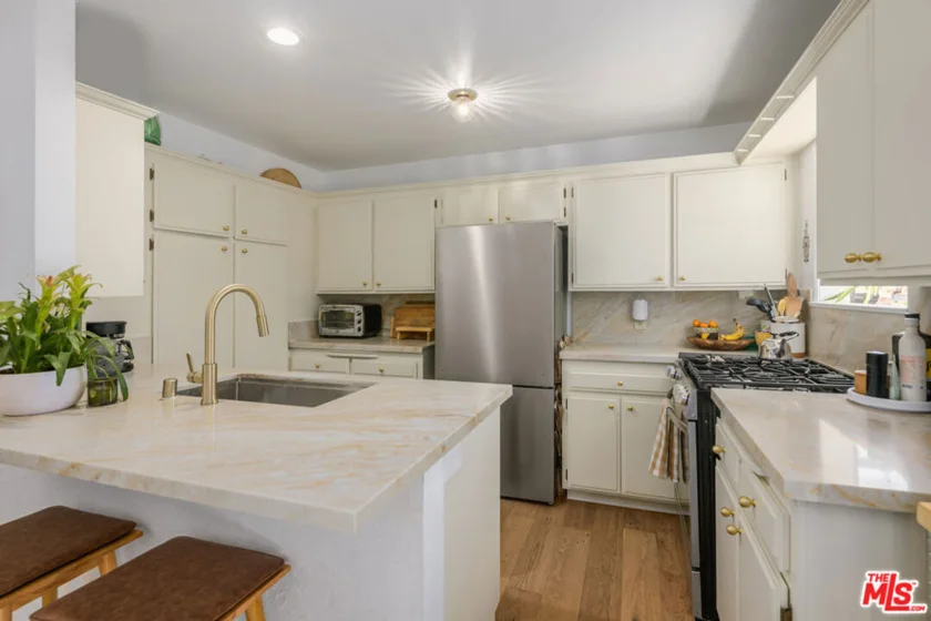 4035 Wade Street #B photo 2