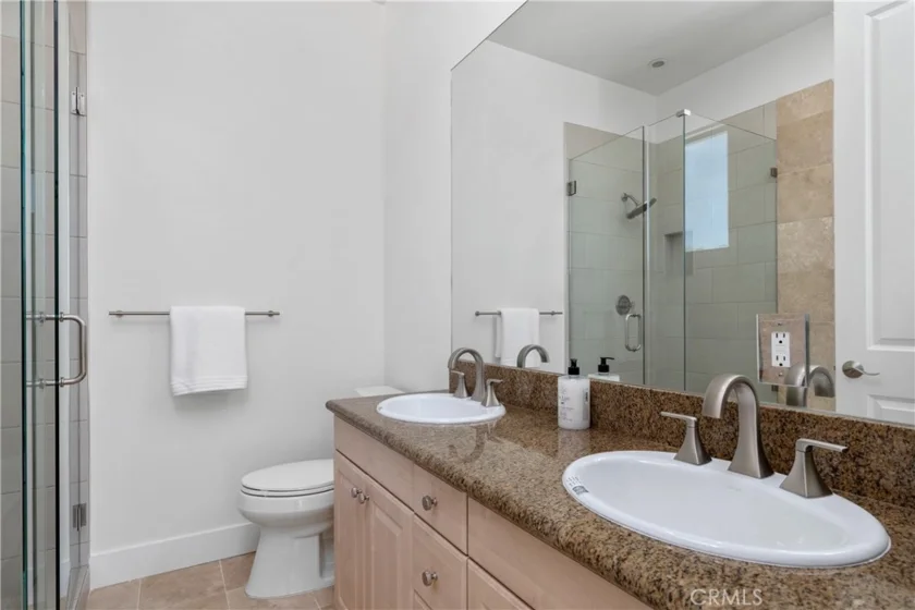 13440 Moorpark Street #101 photo 28