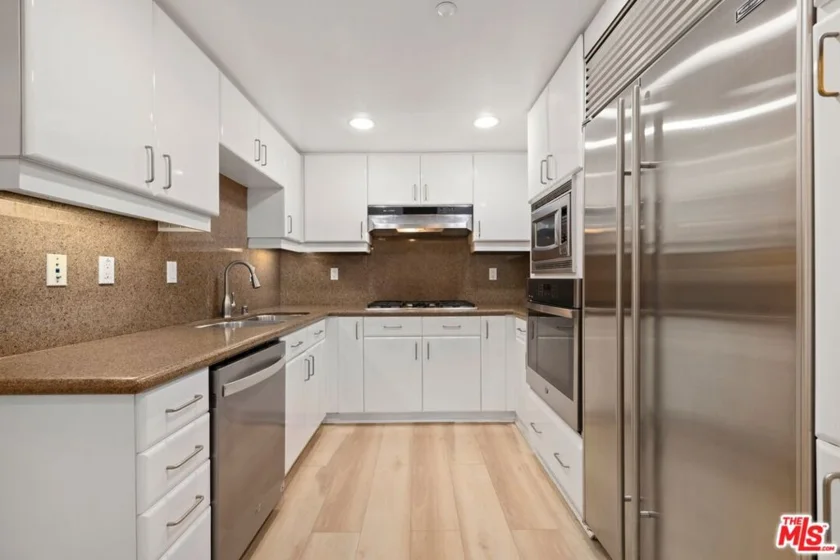 1018 4th Street #103 photo 7