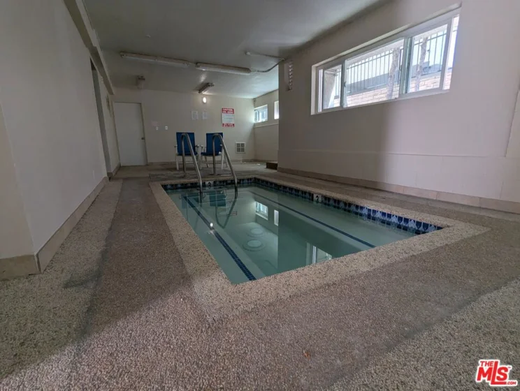 5412 Lindley Avenue #218 photo 4