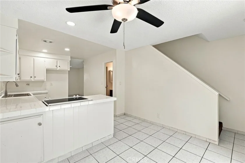 521 S Lyon #83 photo 15
