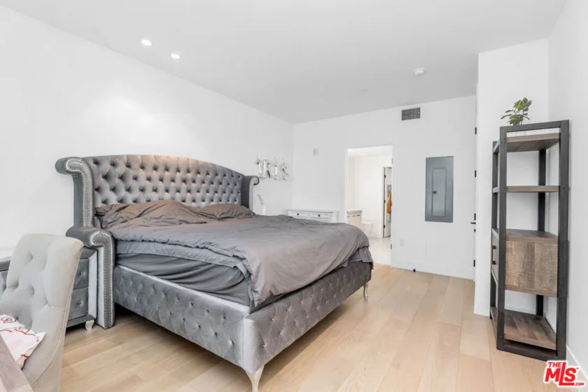 10777 Wilshire Boulevard #603 photo 9