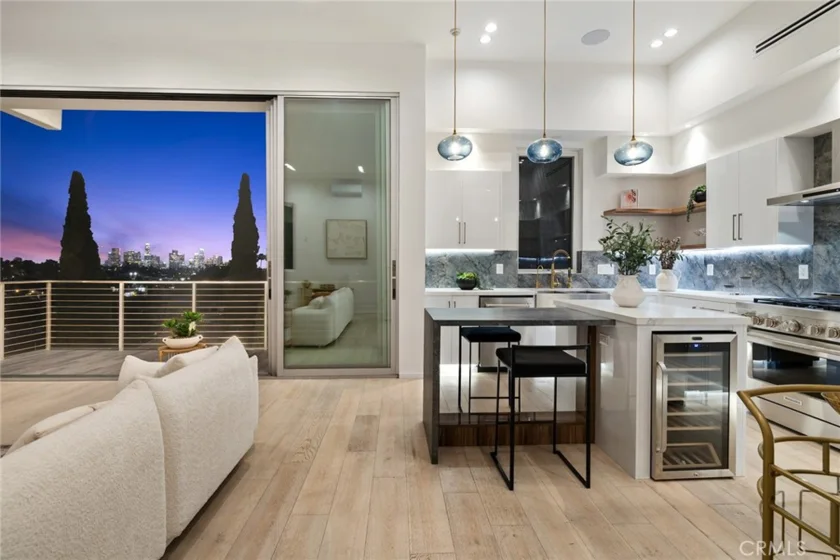 2311 Cove photo 13