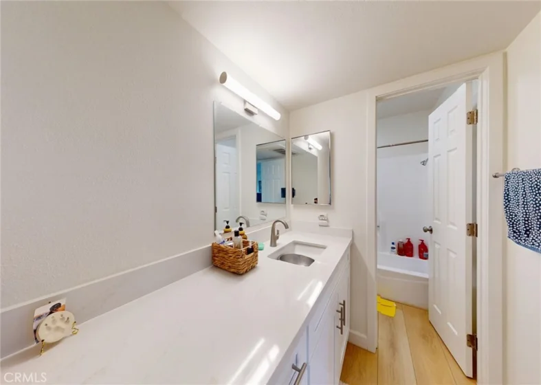 2835 S Fairview #H photo 15