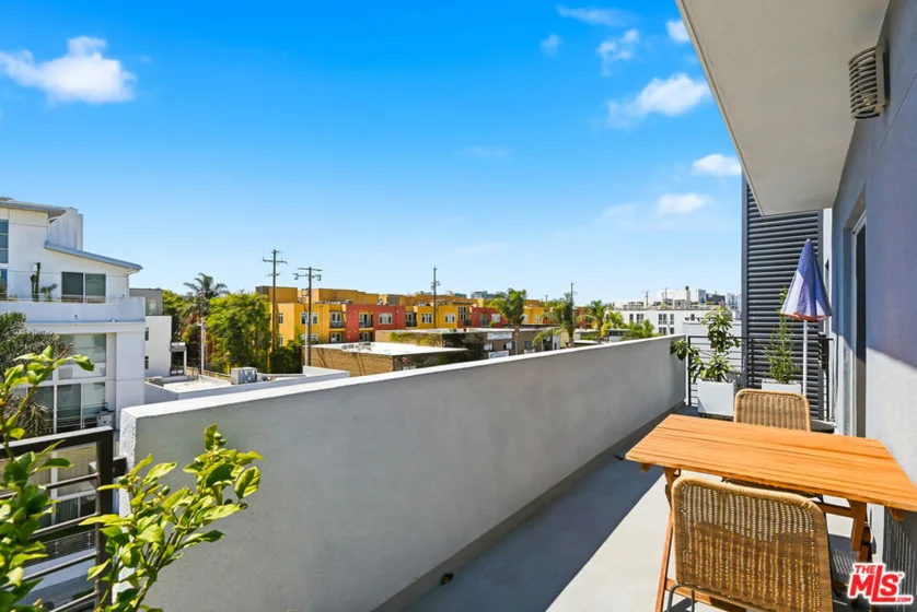 13337 Beach Avenue #403 photo 8
