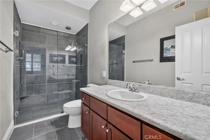 22681 Oakgrove #127 photo 7