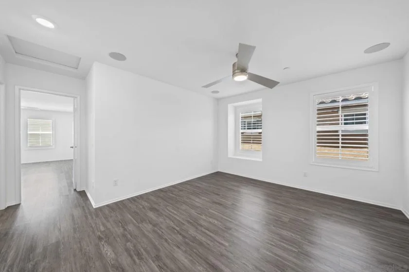 41917 Zafra Street photo 30