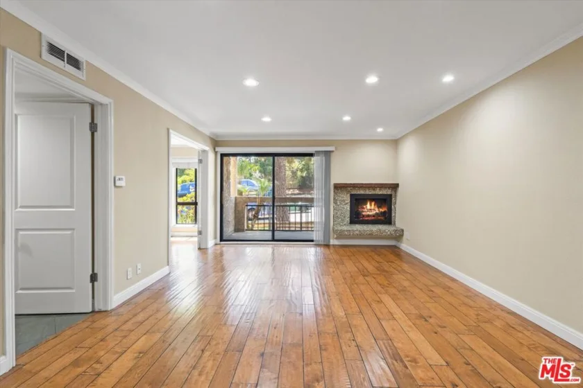 12321 Ocean Park Boulevard #2 photo 29