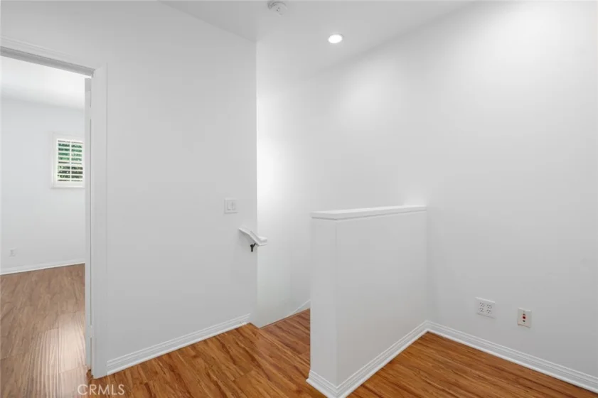 127 Jadestone photo 20