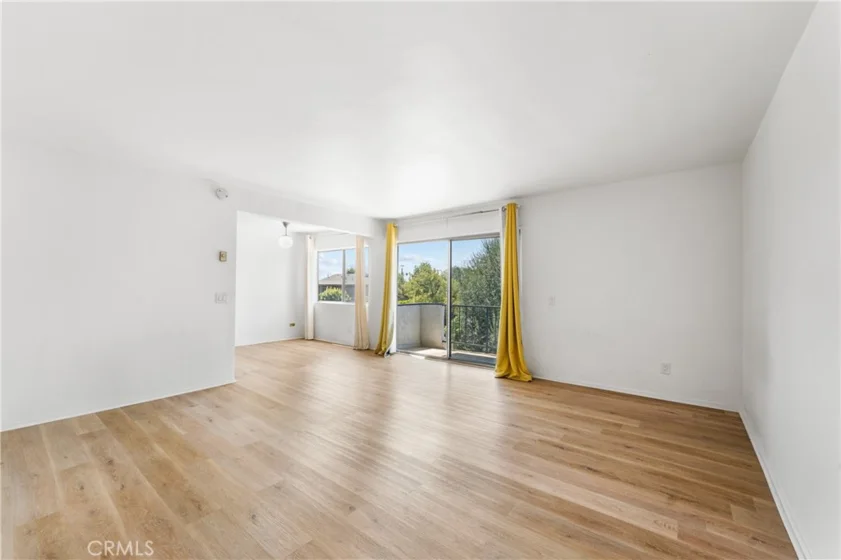 972 E California #207 photo 7
