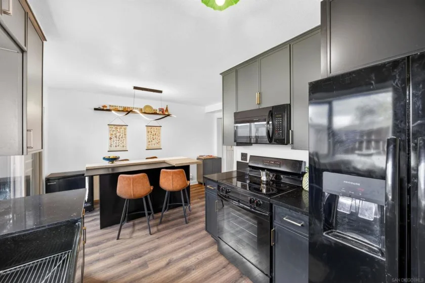 1045 Peach Avenue #50 photo 17