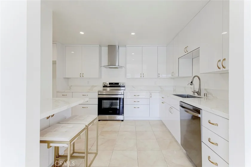 1325 Valley View Road #301 photo 15