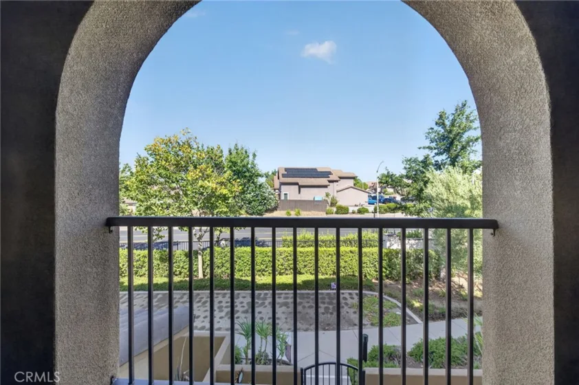 40935 Belleray Avenue photo 9